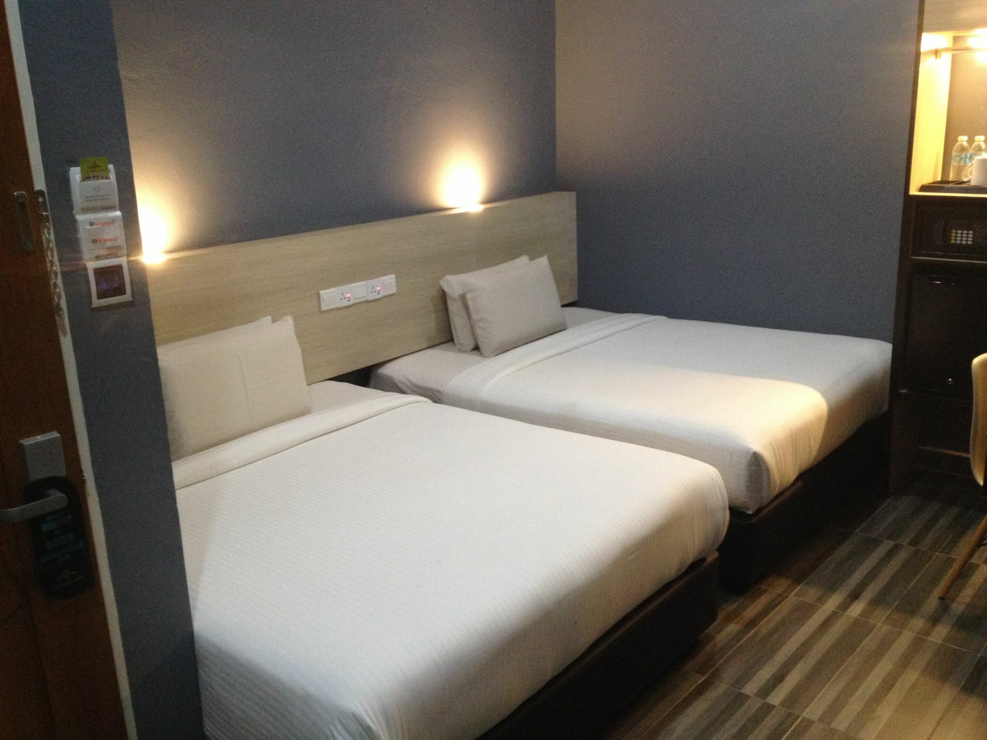 Dj Citi Inn Hotel Kuala Terengganu Bagian luar foto